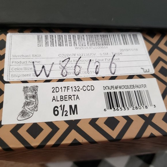 Charles by Charles David Alberta With faux fur - Picture 8 of 9